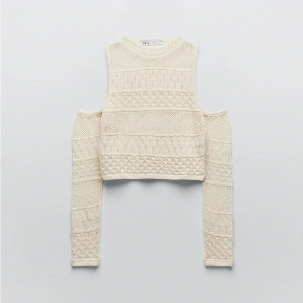 Zara Cream Pointelle Knit Crochet Cutout Long Sleeve Crop Top